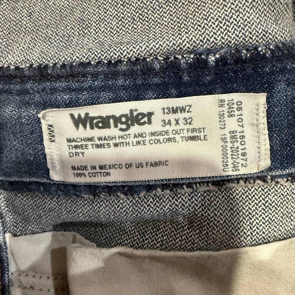 Wrangler Cowboy Cut Jeans Medium Wash Men's Tag 34x32 Measures 32x30.5 - Picture 2 of 9